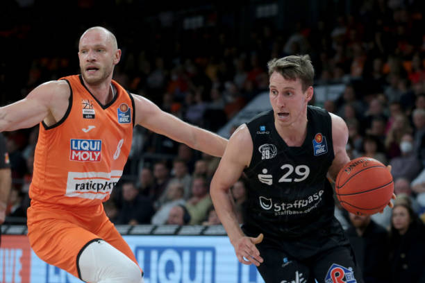 国队一起征 国队一起征