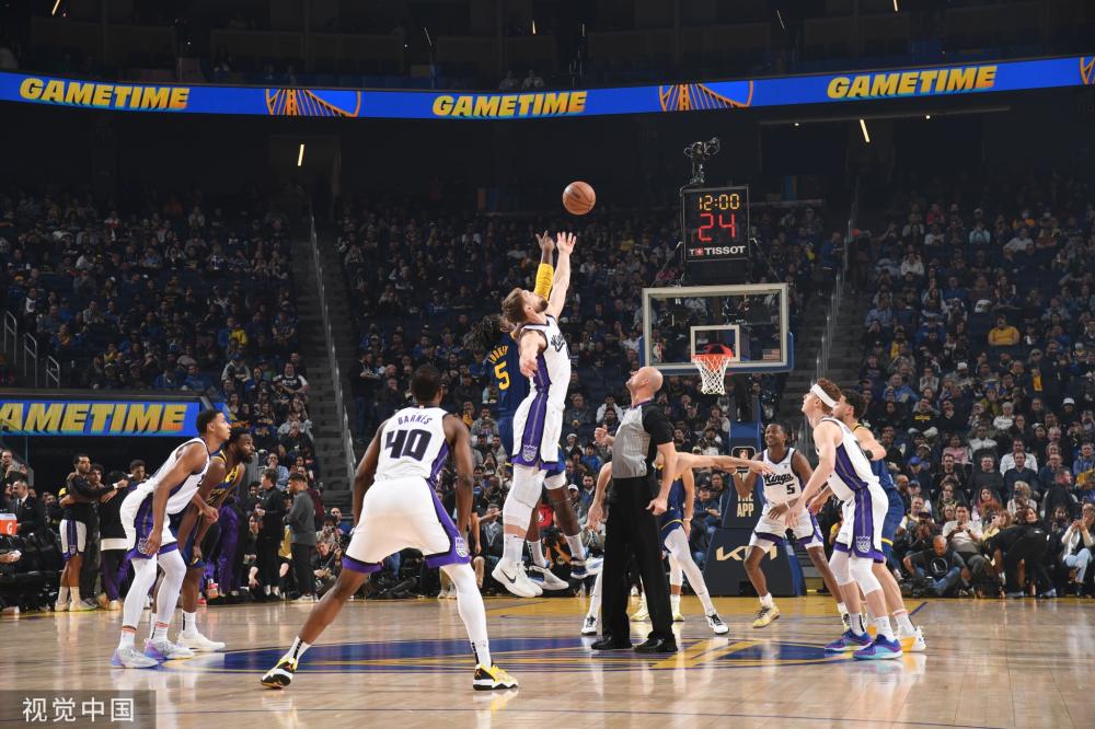 他的个人故 他的个人故