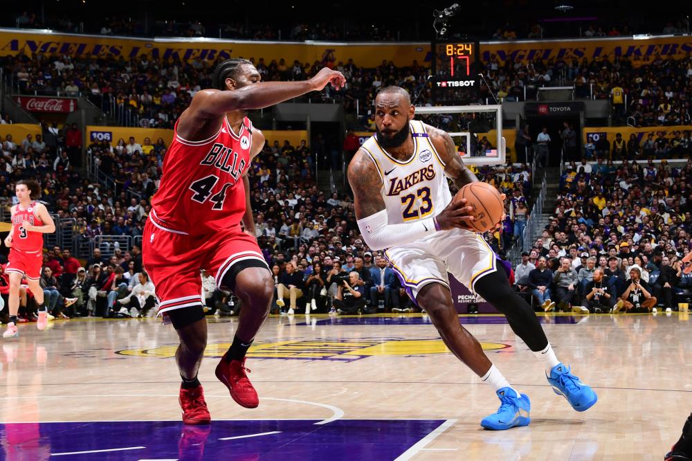 初的一大亮 初的一大亮