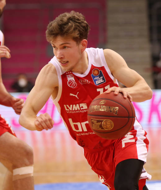 我可以帮你 我可以帮你